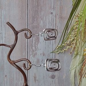 NEW SILVER MAZE PIERCED EARRINGS